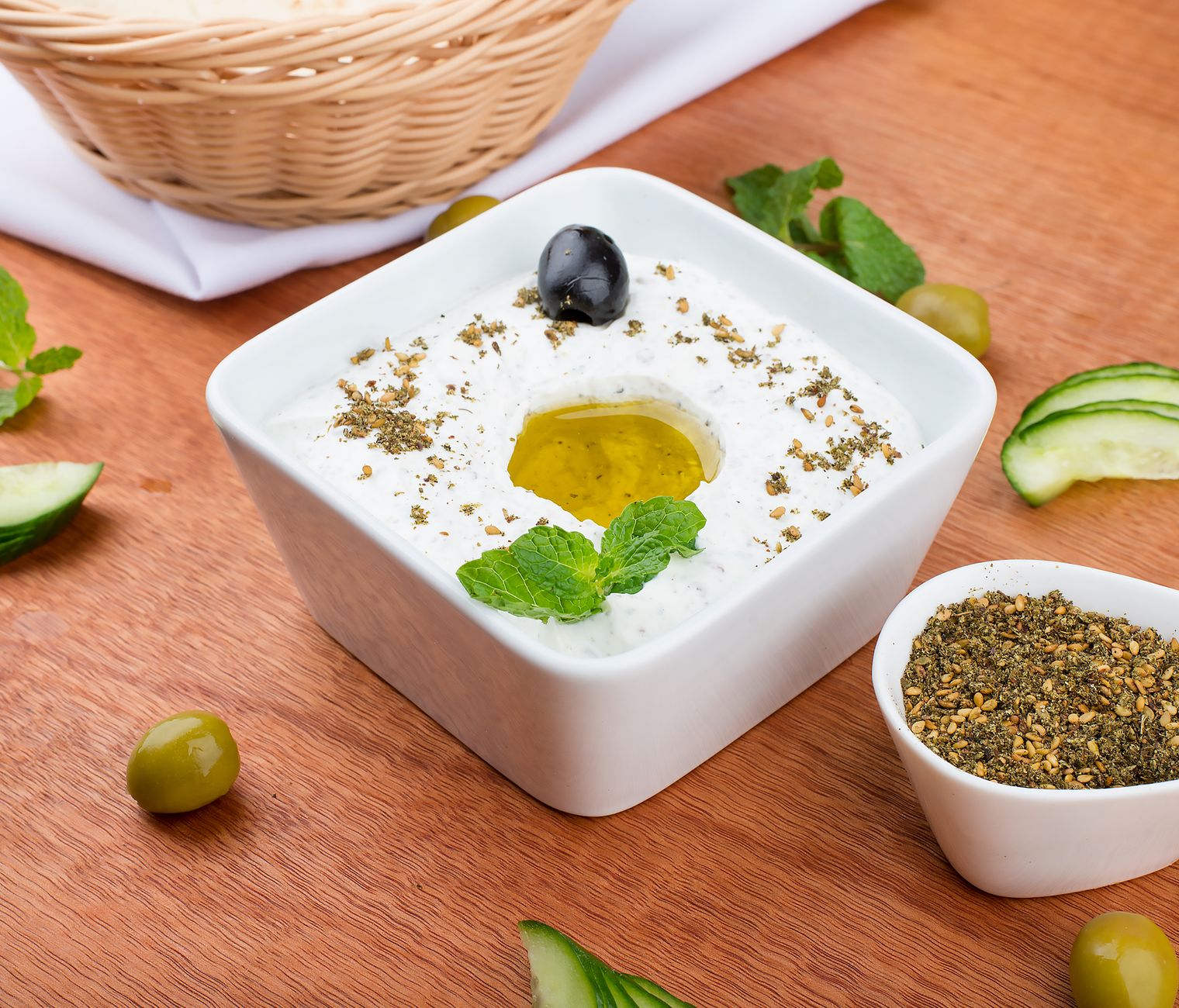 Recette de tzatziki maison facile en 10 minutes, pour un apéro rafraîchissant